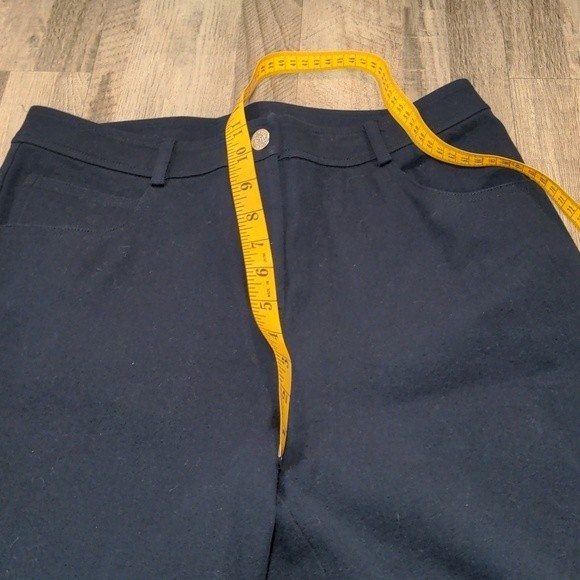 St. John Navy Blue Straight Leg Chino Trouser Pants Size 6 - Picture 13 of 14